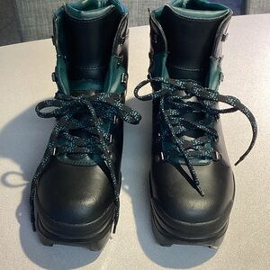 Alpina Black and Teal Lace-Up Ski Boots